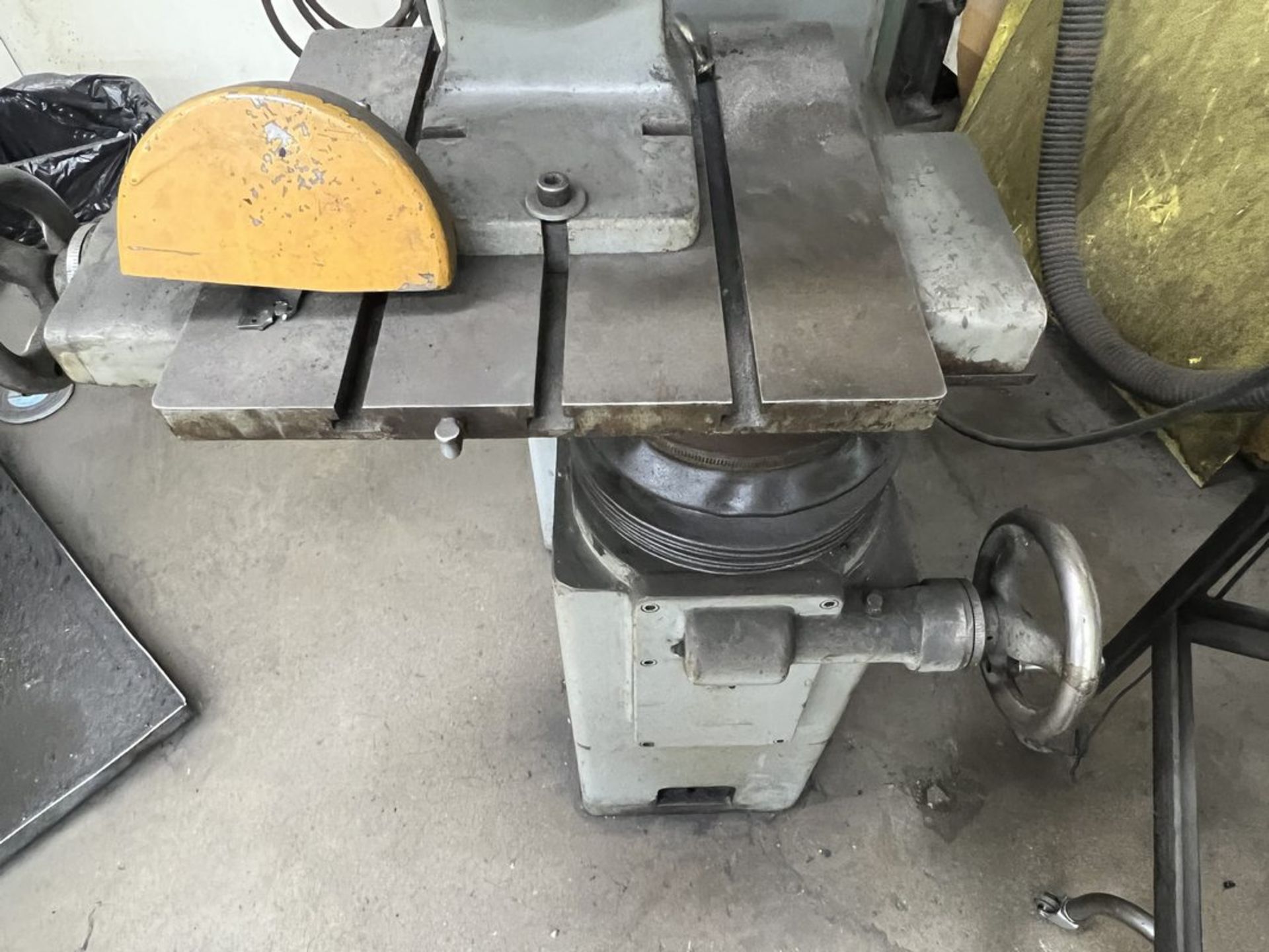05IN13-oliver_300hd_tool_&_cutter_grinder,_sn_1360