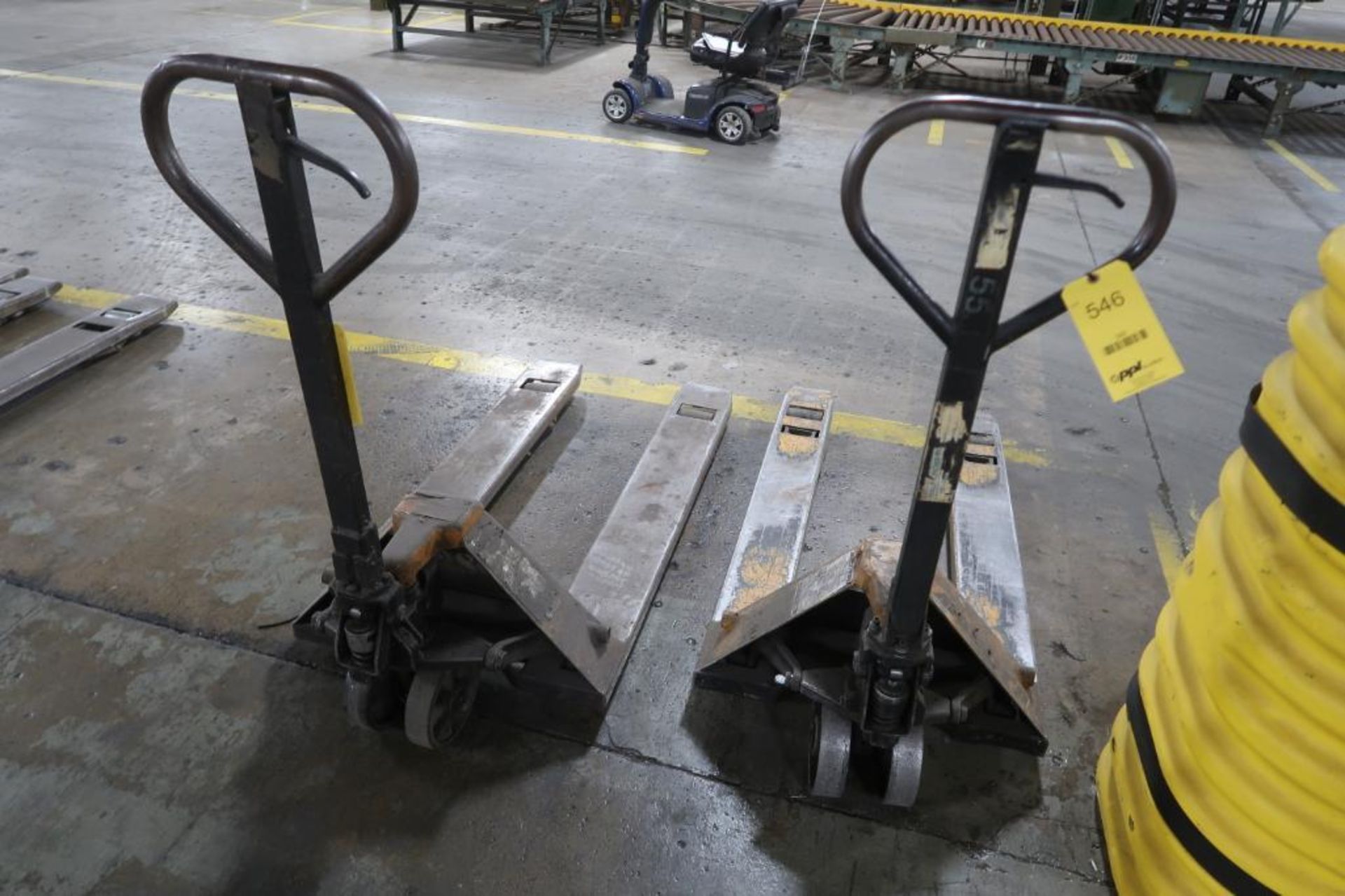 20546-pallet_jack