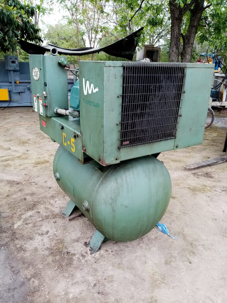 BT432-compresor_tornillo_25_hp_joy
