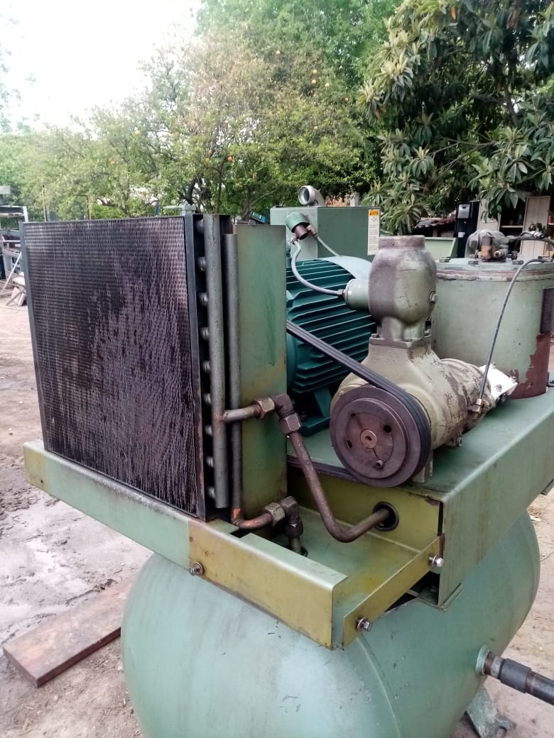 BT432-compresor_tornillo_25_hp_joy