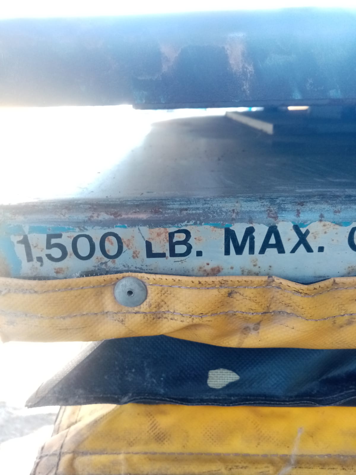 BT657-mesa_elevadora_american_lifts__capacidad_1500_lbs__medida_40_pulg_x_49_pulg_x_45_pulg