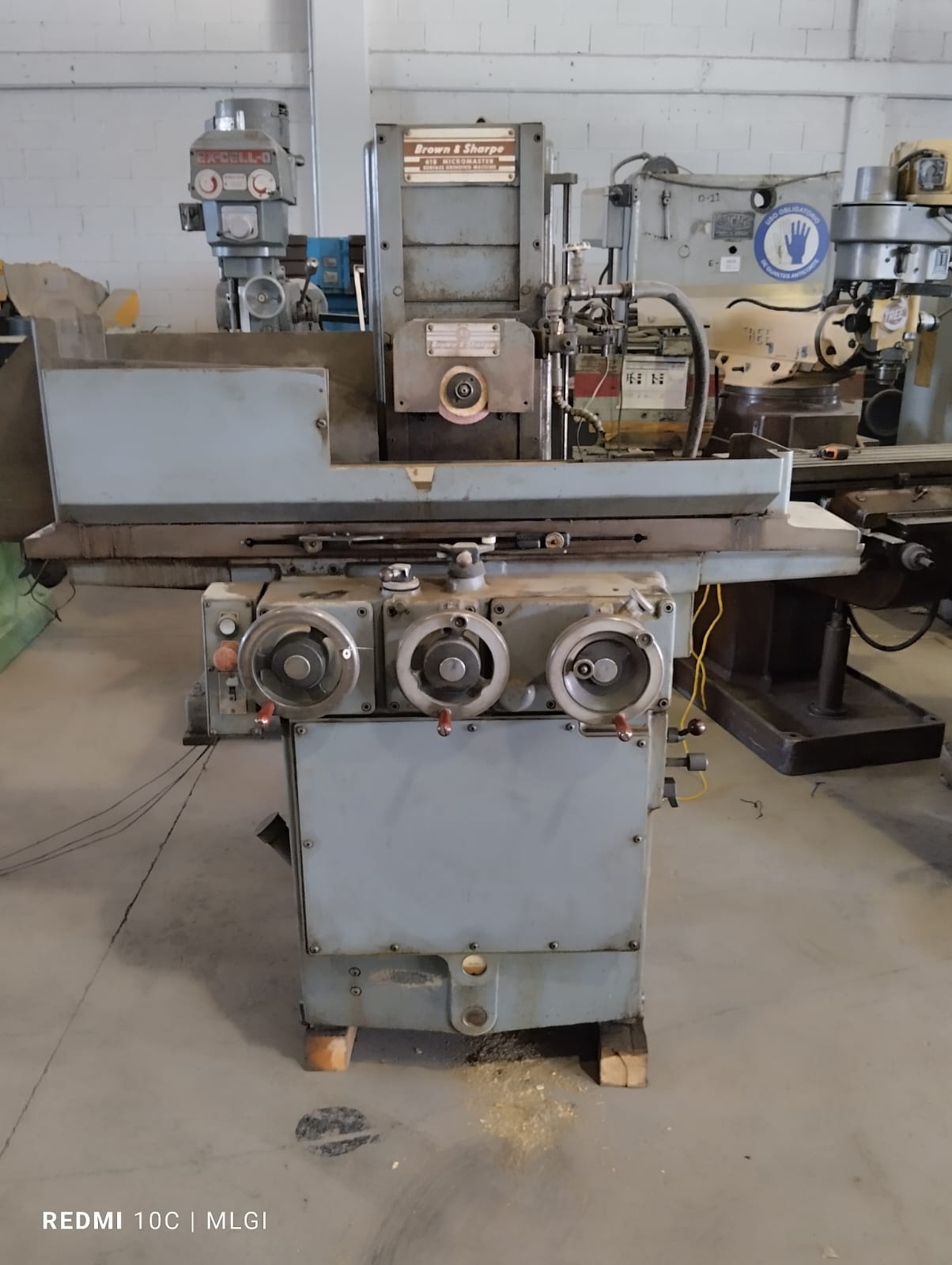 MP288-rectificadora_de_superficies_planas_brown_sharpe_6x18_automatica