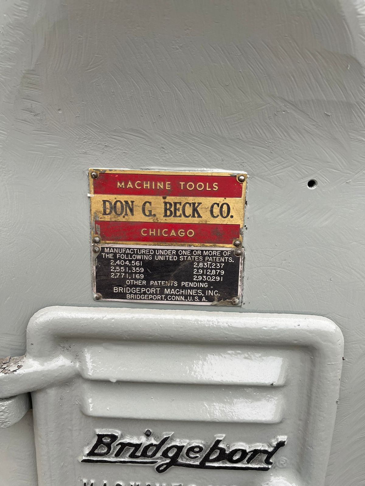 MP303-fresadora_bridgeport_mesa_9x42