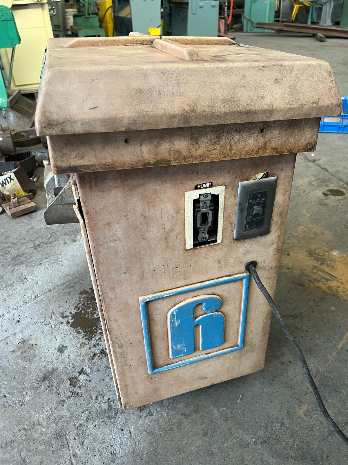 MP576-tina_vibradora_burr_bench_110_volts