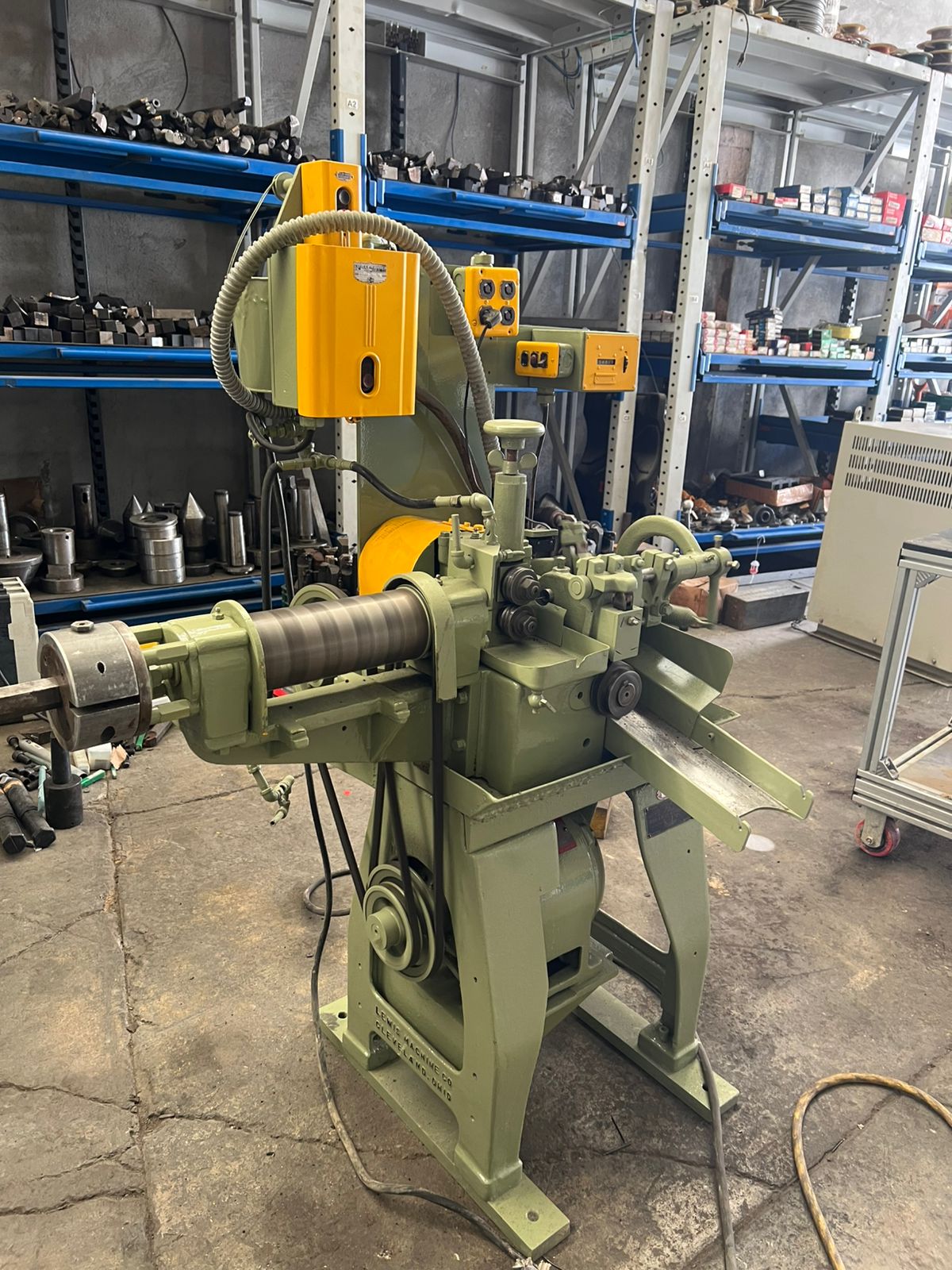 MP633-enderezadora_de_alambre_lewis