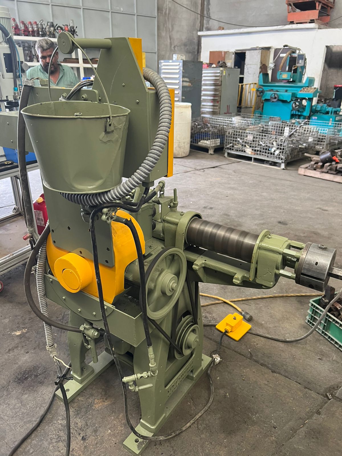 MP633-enderezadora_de_alambre_lewis