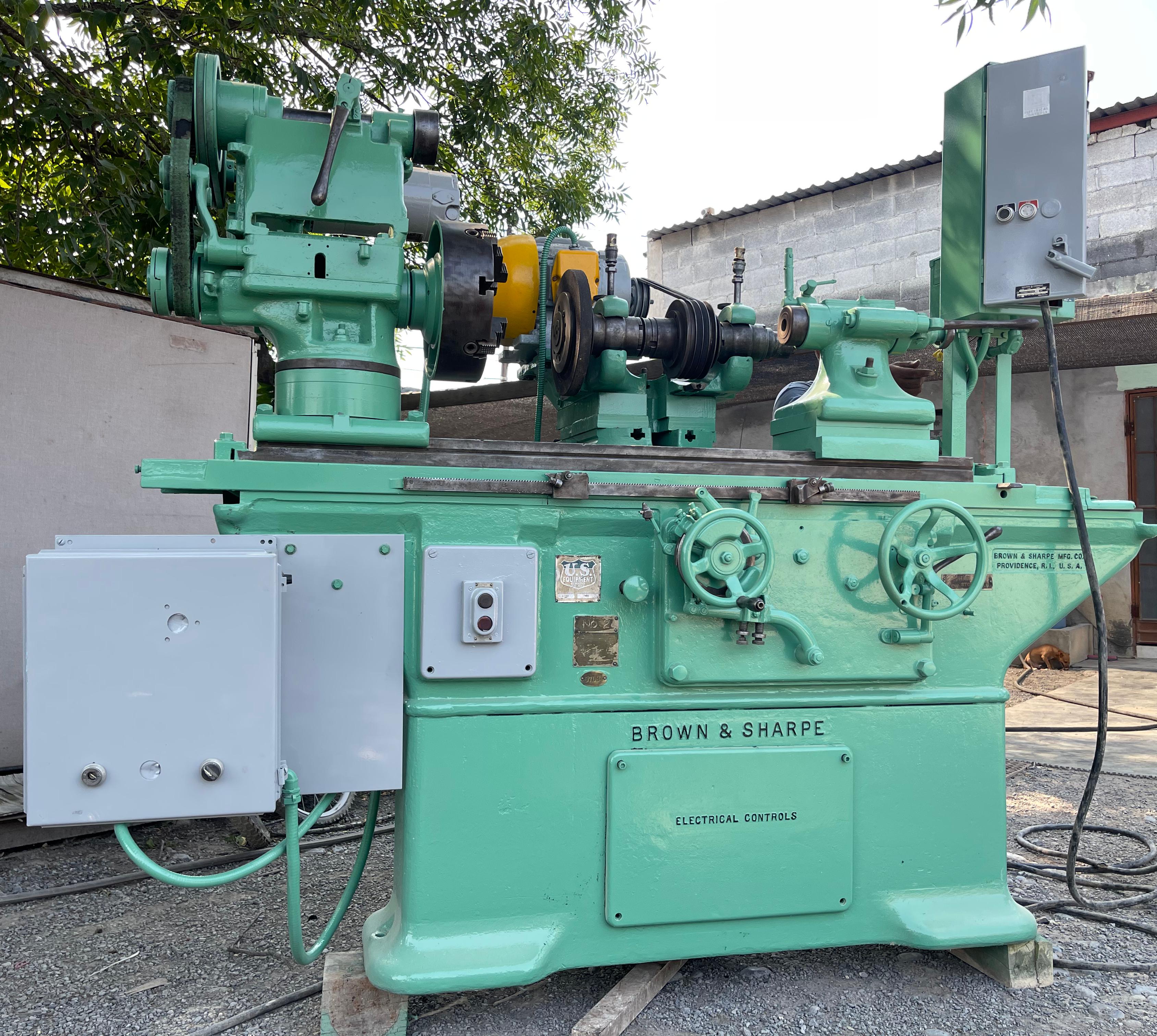 MP637-rectificadora_cilindrica_brown_sharpe_no_2