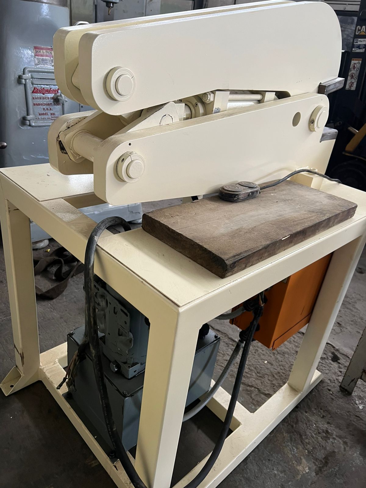 MP646-swager_promec_220_volts