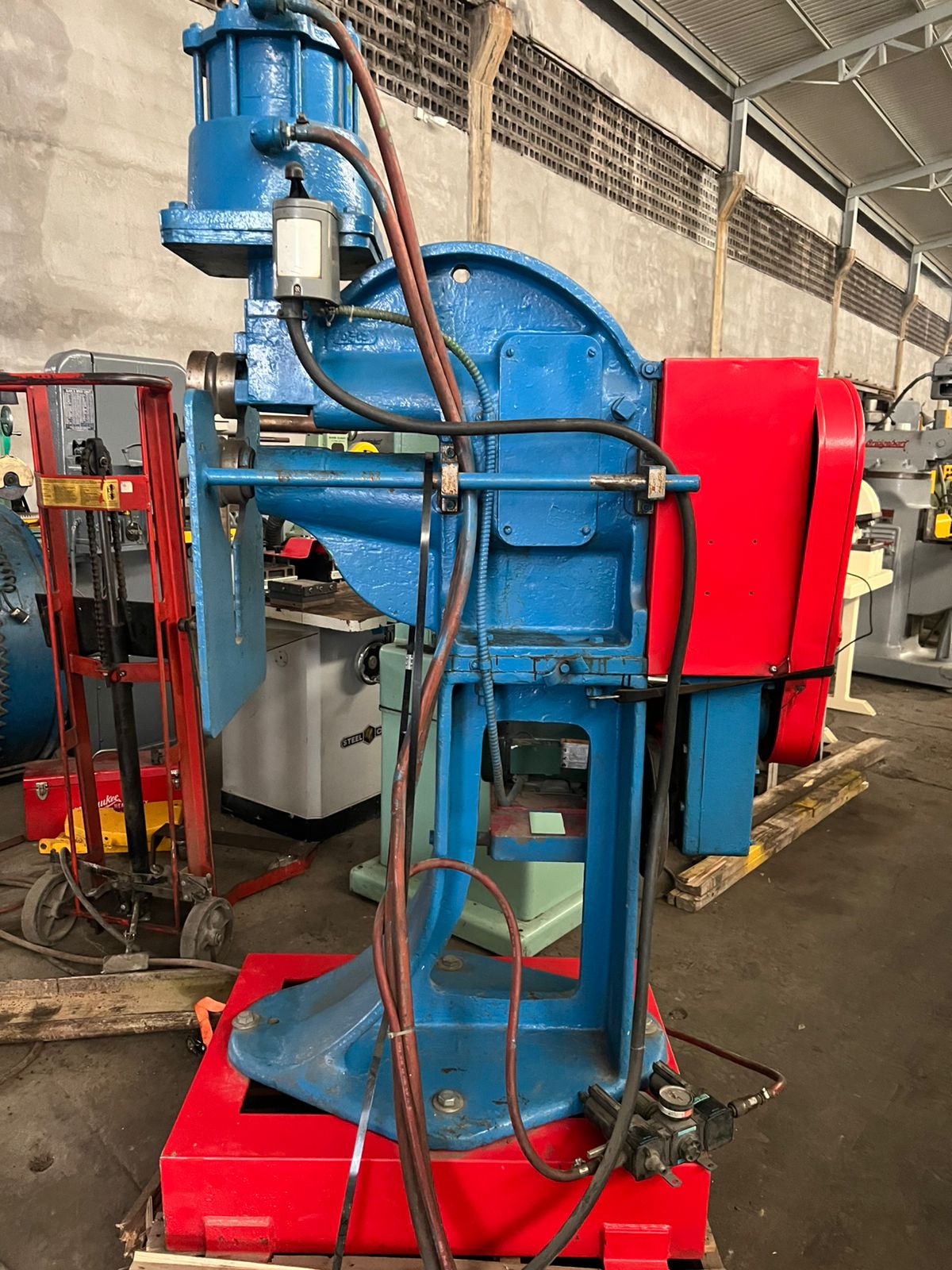 MP653-bordonadora_o_biseladora_de_lamina_ryerson