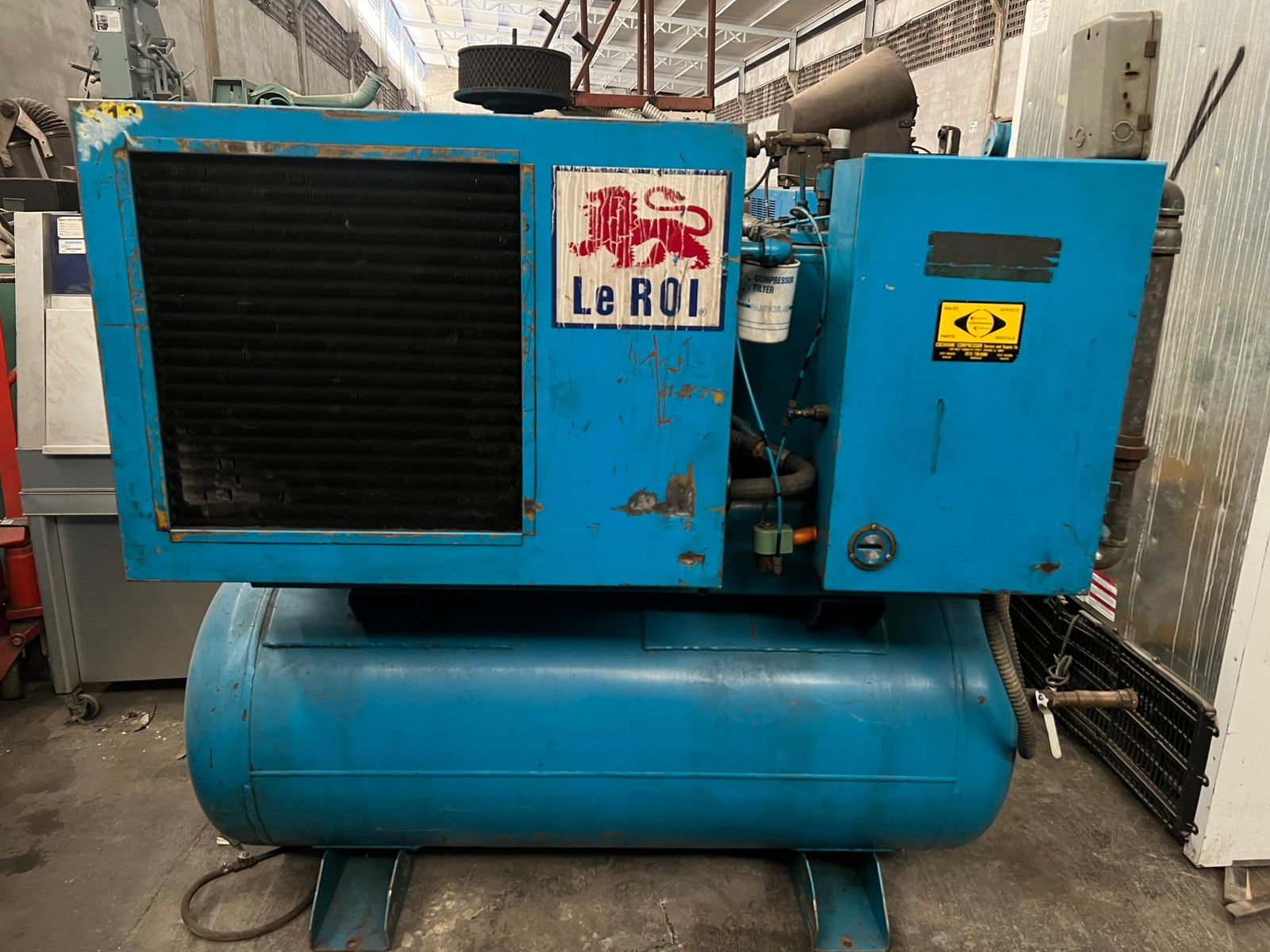 MP666-compresor_de_tornillo_le_roi_30hp