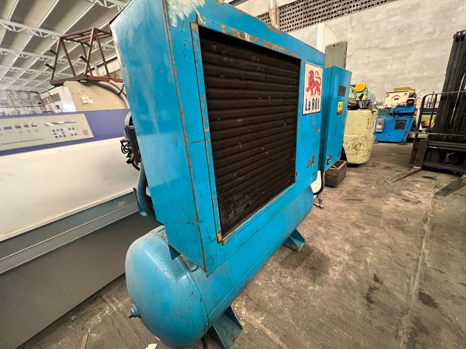 MP666-compresor_de_tornillo_le_roi_30hp