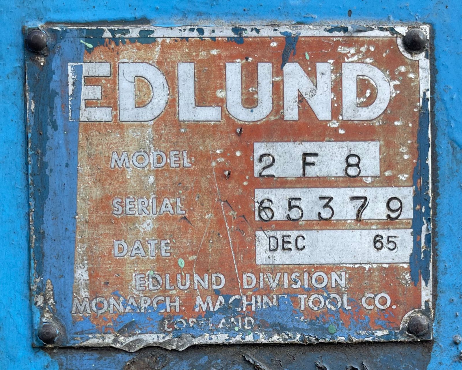 MP673-taladro_multiple_edlund_con_4_cabezales