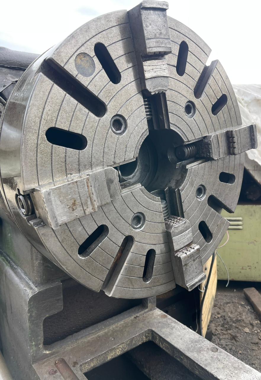 MP685-torno_le_blond_23_de_volteo,_entre_centros_95