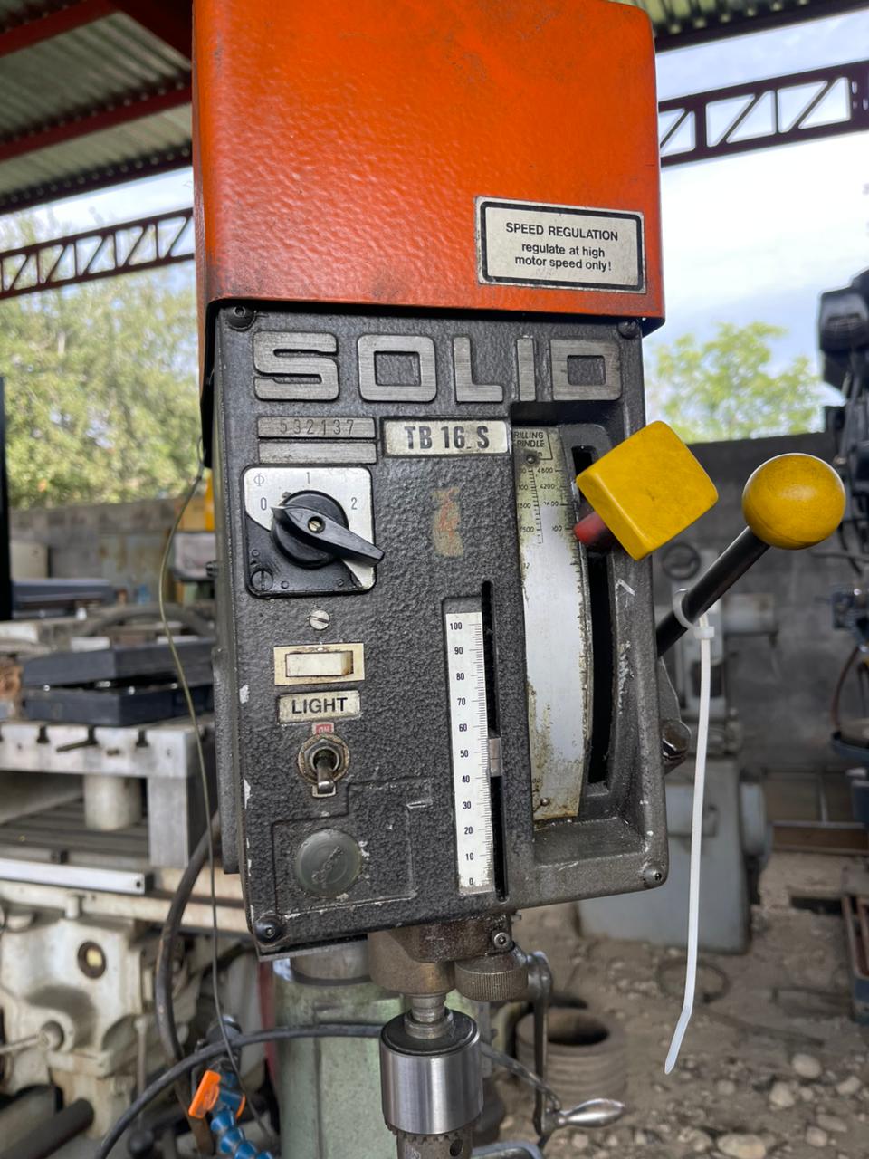 MP691-taladro_de_pedestal_solid_