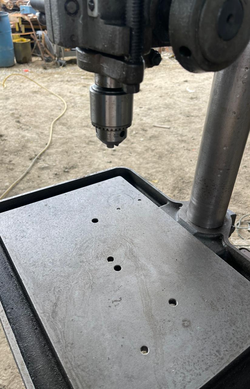 MP692-taladro_de_pedestal_clausing_