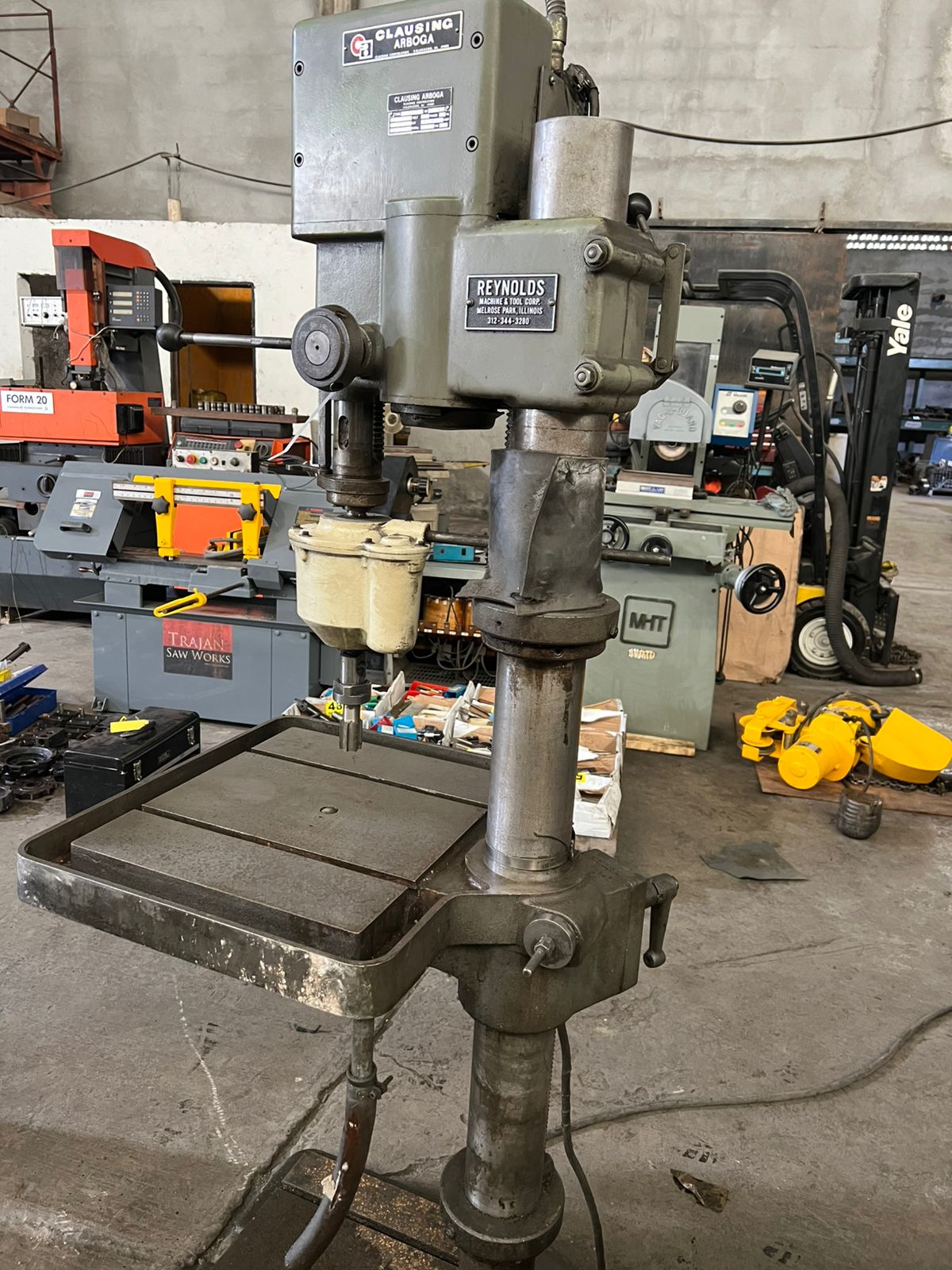 MP697-taladro_engranado_con_machuelador_no._4