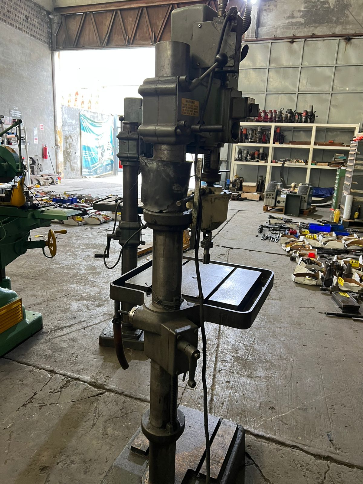 MP697-taladro_engranado_con_machuelador_no._4