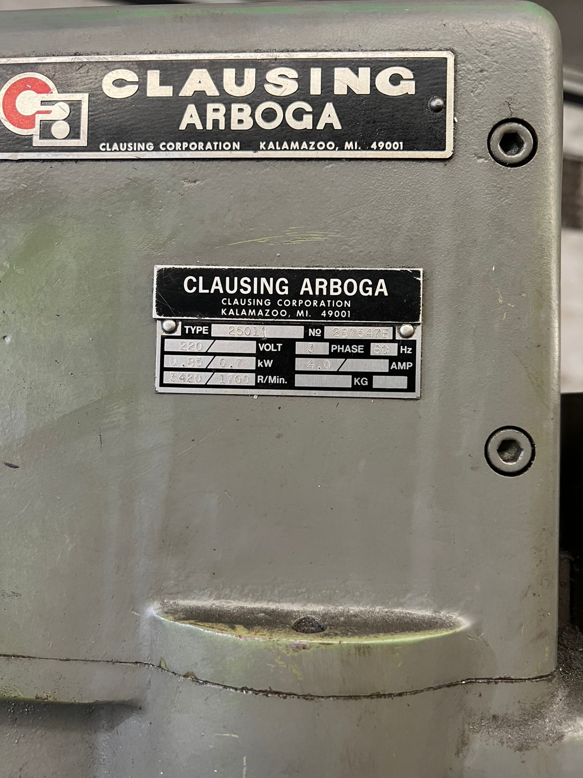 MP697-taladro_engranado_con_machuelador_no._4