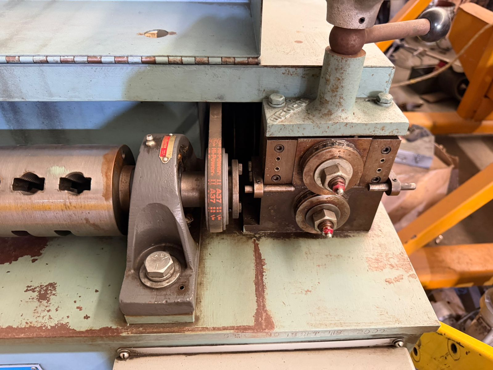 MP704-enderezadora_de_alambre_shuster