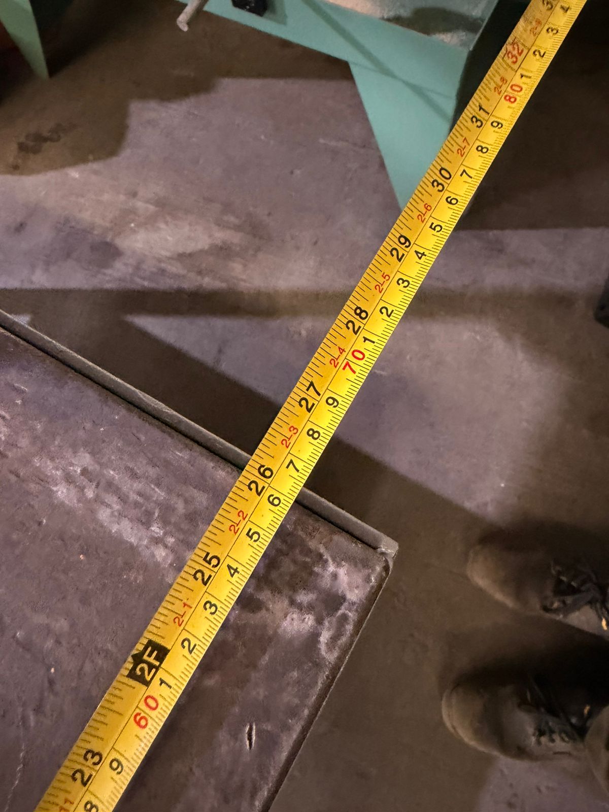 MP714-mesa_ranurada_de_trabajo__40x26x5