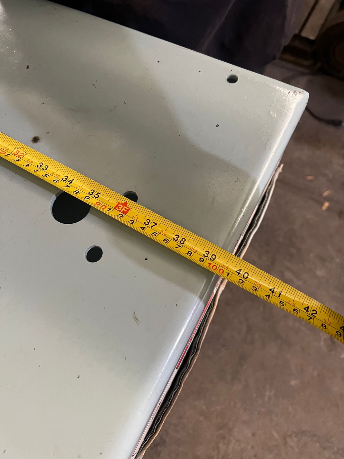 MP716-mesa_elevadora_39x48_hidraulica_1500_libras